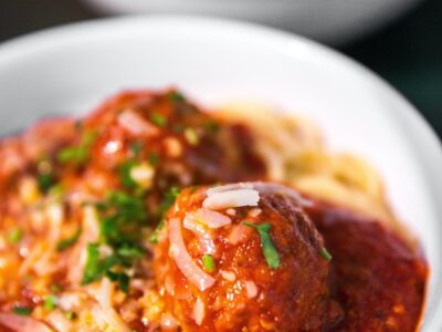 Spaghetti mit Fleischbällchen